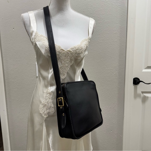 Vintage Coach Black Legacy North South Compartment Bag - Picture 11 of 11